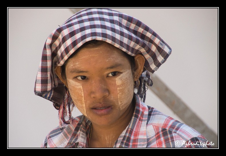 Myanmar portraits 095